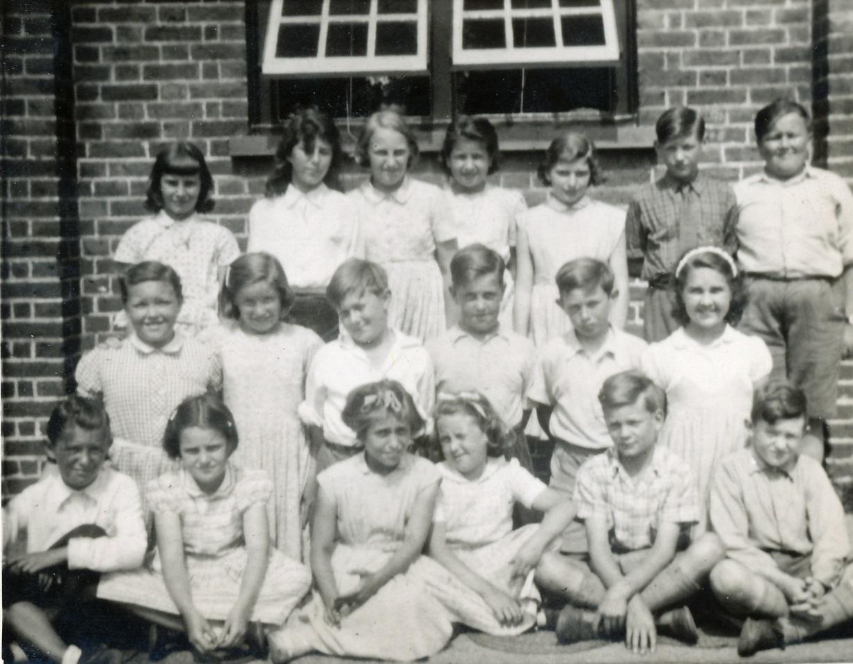 1956 - Bredhurst School (names see note attched)